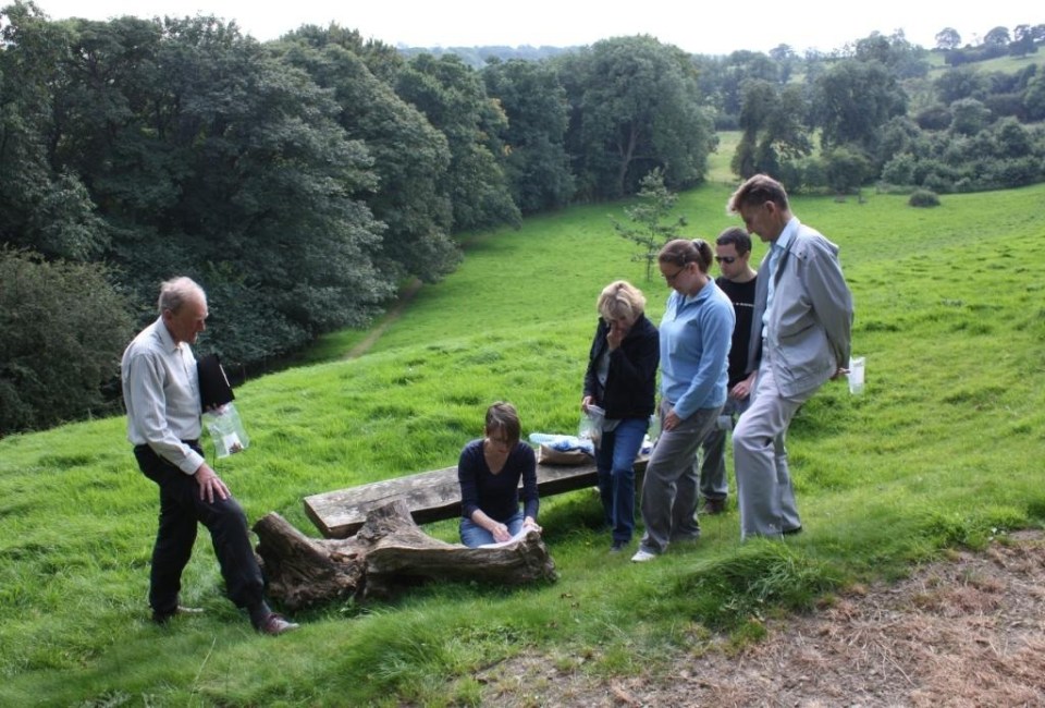 Papermaking workshop in Winston, fieldwork. 2012